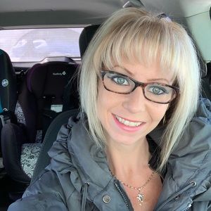 Meet your Posher, Carole